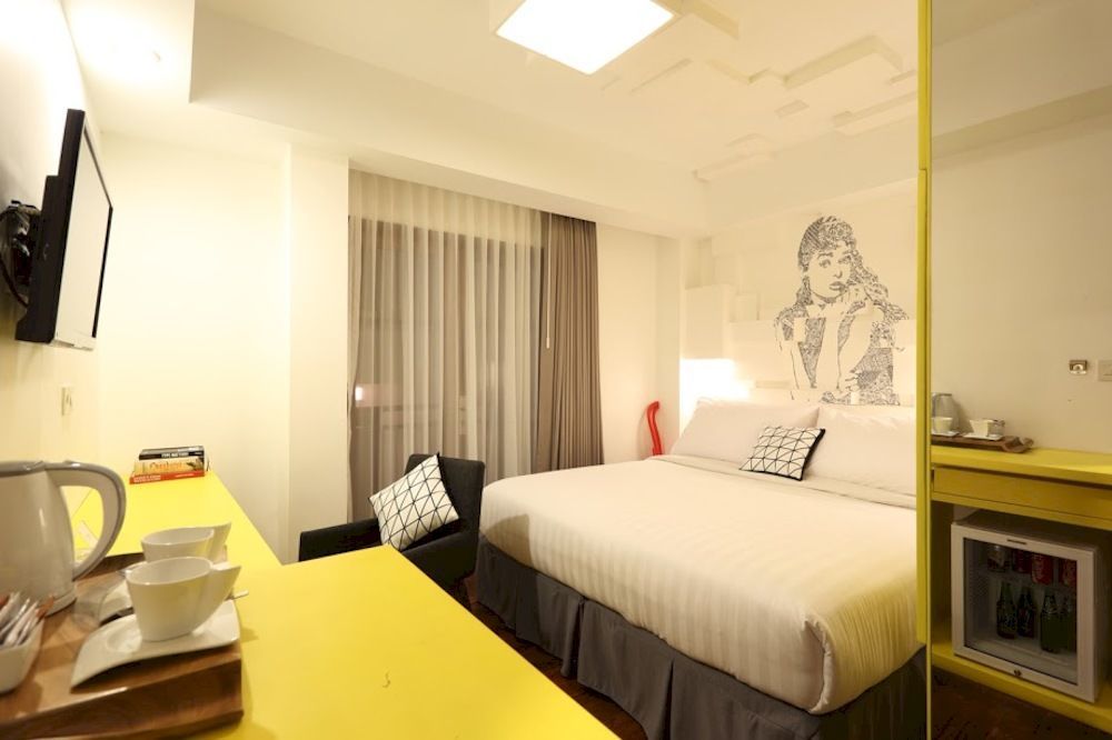 Capital O 852 The Silk At Dago Hotel Bandung Buitenkant foto